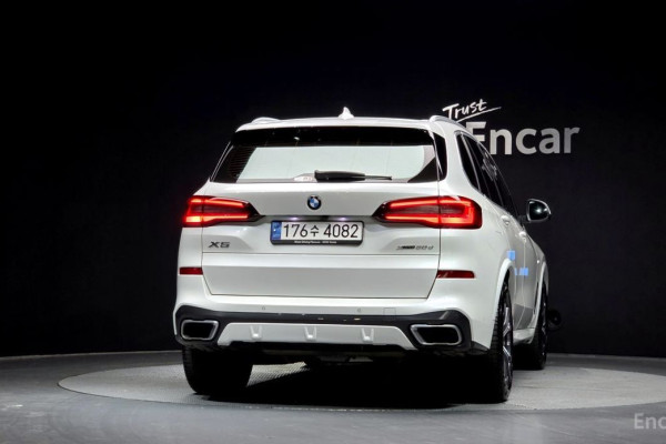 2022 BMW X5 с пробегом 42 324 км