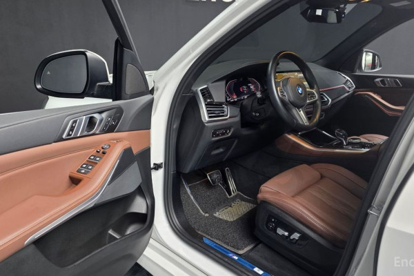 2022 BMW X5 с пробегом 42 324 км