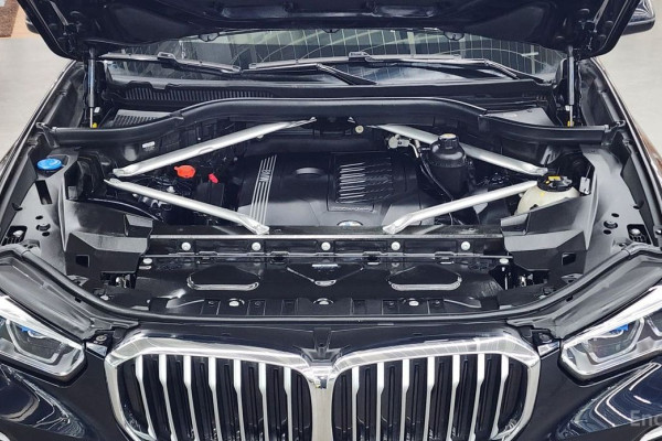 2021 BMW X5 с пробегом 74 995 км