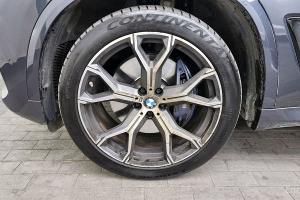 2022 BMW X5 с пробегом 124 958 км