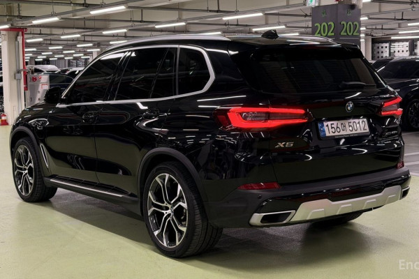 2022 BMW X5 с пробегом 51 092 км