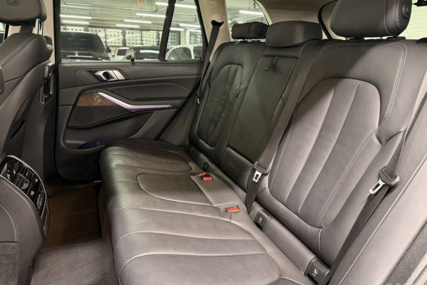 2022 BMW X5 с пробегом 51 092 км