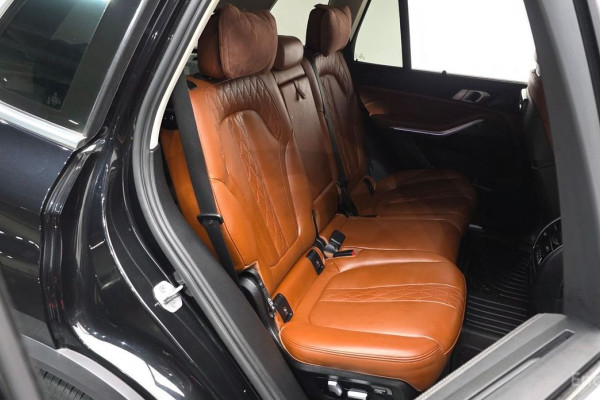 2022 BMW X5 с пробегом 48 228 км