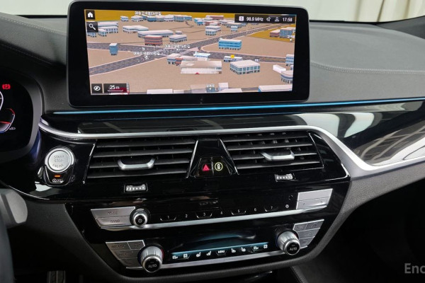 2022 BMW 6 серии с пробегом 64 404 км