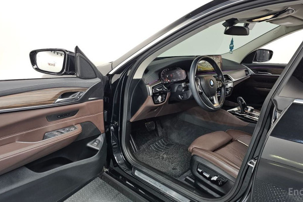 2022 BMW 6 серии с пробегом 54 199 км