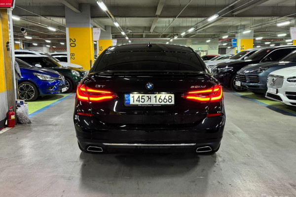 2021 BMW 6 серии с пробегом 51 035 км