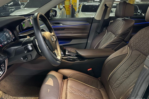 2021 BMW 6 серии с пробегом 51 035 км