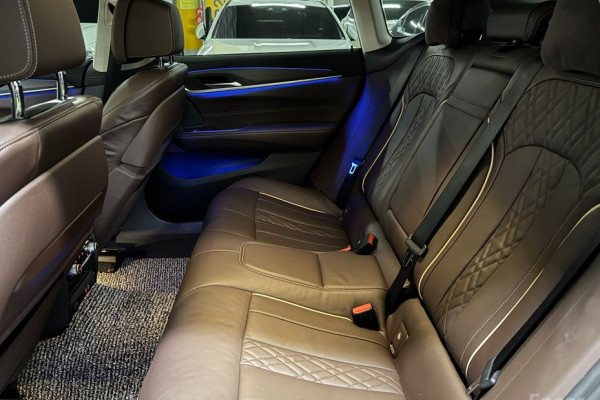 2021 BMW 6 серии с пробегом 51 035 км