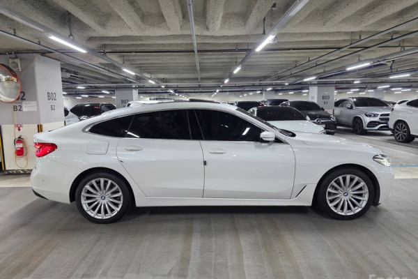 2022 BMW 6 серии с пробегом 65 499 км