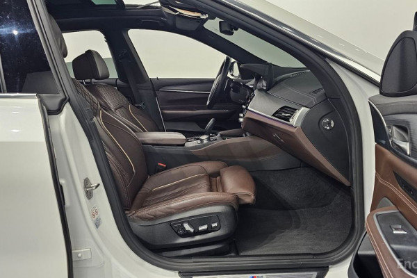 2022 BMW 6 серии с пробегом 85 027 км