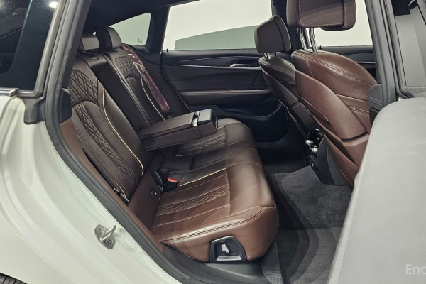 2022 BMW 6 серии с пробегом 85 027 км