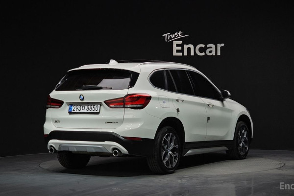 2021 BMW X1 с пробегом 107 063 км