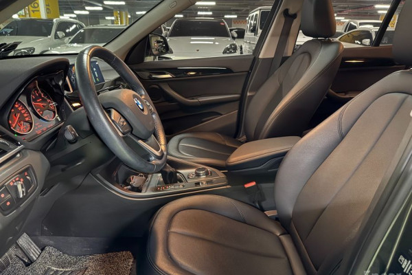 2017 BMW X1 с пробегом 139 888 км