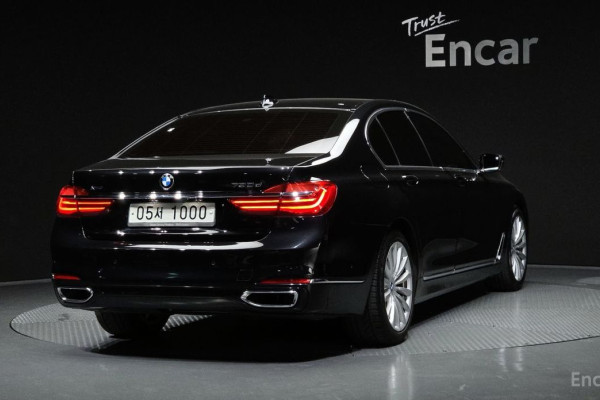 2016 BMW 7 серии с пробегом 129 600 км