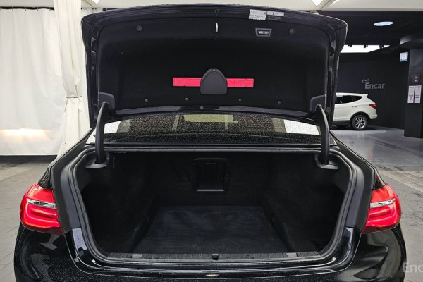 2016 BMW 7 серии с пробегом 93 820 км