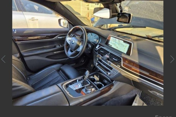 2016 BMW 7 серии с пробегом 120 000 км