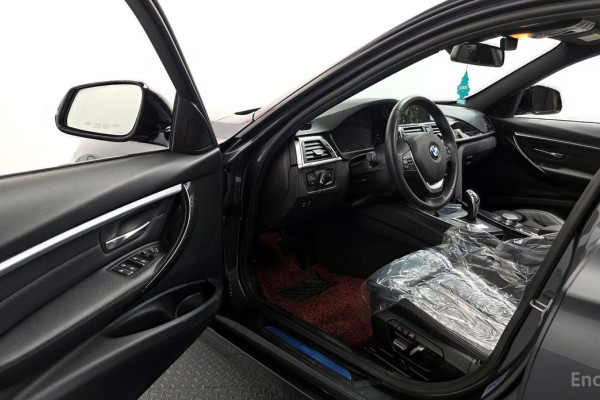 2018 BMW 3 серии с пробегом 56 975 км