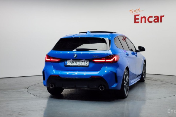 2022 BMW 1 серии с пробегом 61 877 км