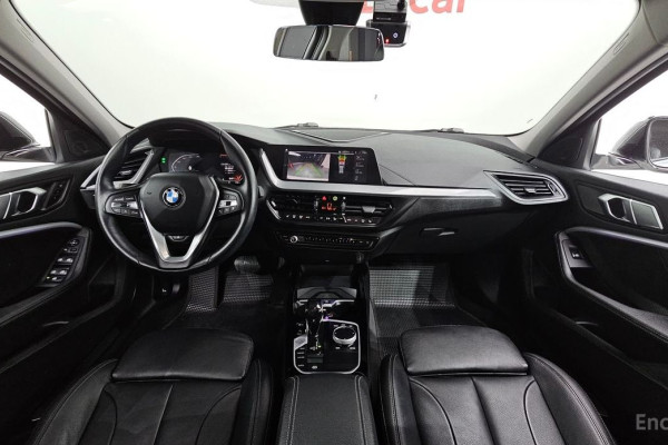 2021 BMW 1 серии с пробегом 45 597 км