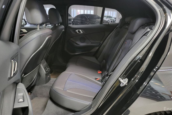 2023 BMW 1 серии с пробегом 55 981 км