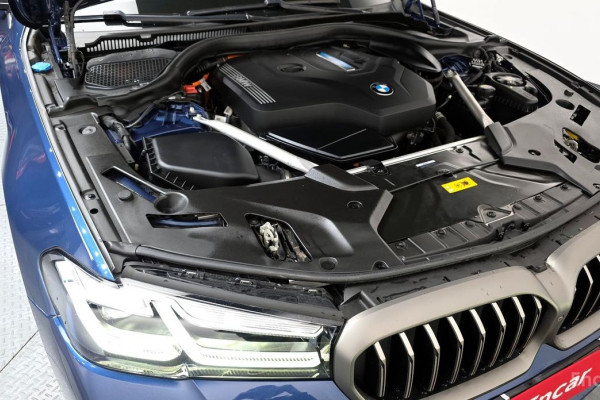 2021 BMW 5 серии с пробегом 84 042 км