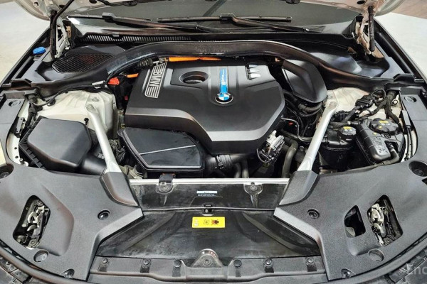 2020 BMW 5 серии с пробегом 40 279 км