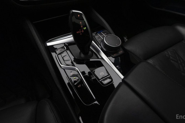 2021 BMW 5 серии с пробегом 87 650 км