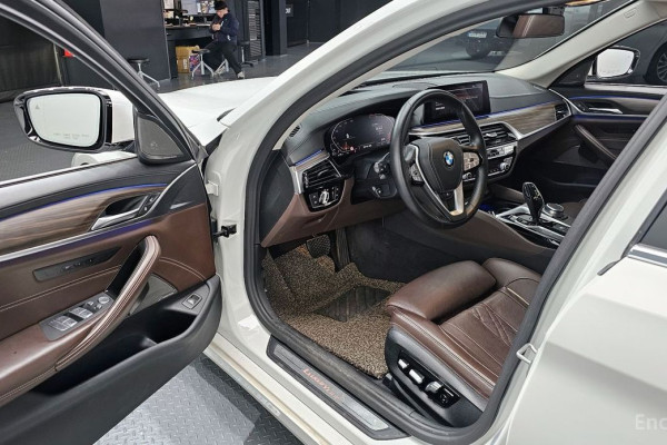 2020 BMW 5 серии с пробегом 78 833 км