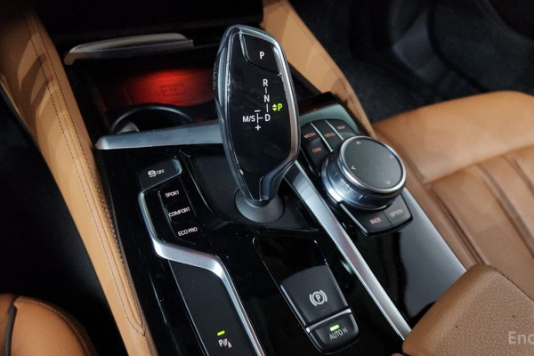 2018 BMW 5 серии с пробегом 65 818 км