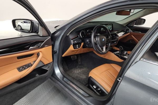 2018 BMW 5 серии с пробегом 65 818 км