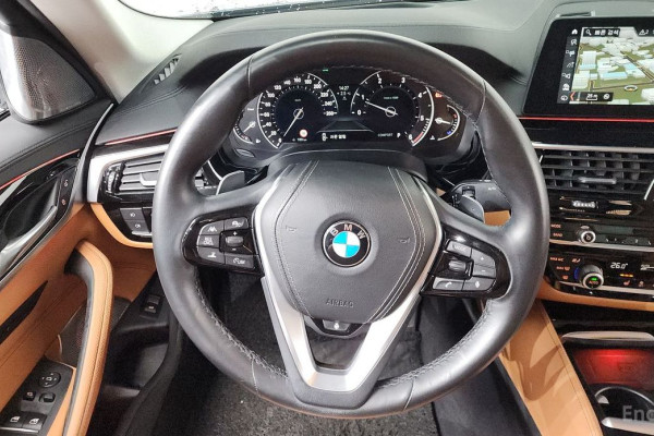 2018 BMW 5 серии с пробегом 65 818 км