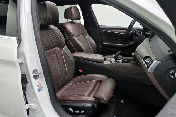 2020 BMW 5 серии с пробегом 94 298 км