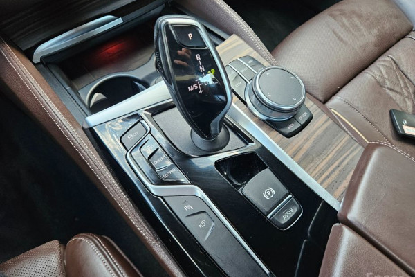 2020 BMW 5 серии с пробегом 94 416 км