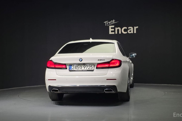 2021 BMW 5 серии с пробегом 58 126 км