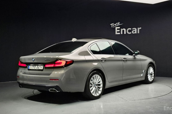 2021 BMW 5 серии с пробегом 46 094 км