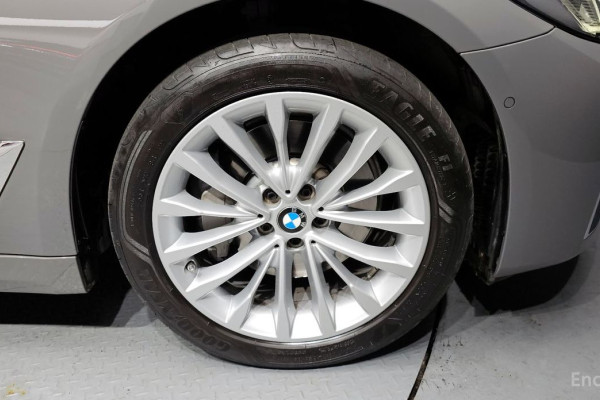 2021 BMW 5 серии с пробегом 46 094 км