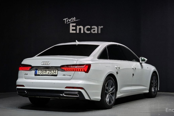 2022 Audi A6 с пробегом 47 377 км