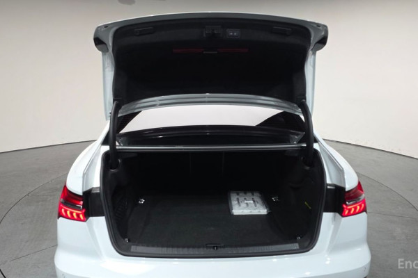 2022 Audi A6 с пробегом 44 936 км