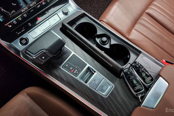 2022 Audi A6 с пробегом 141 267 км