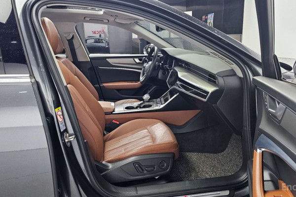 2021 Audi A6 с пробегом 101 875 км