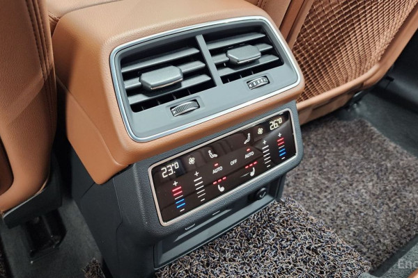 2022 Audi A6 с пробегом 141 267 км