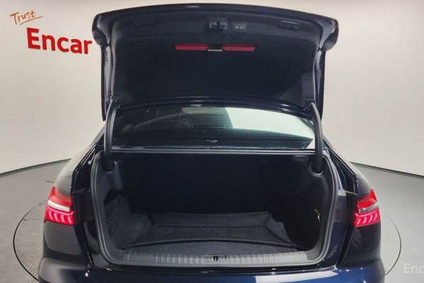 2022 Audi A6 с пробегом 141 267 км