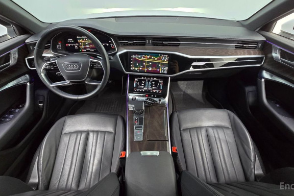 2022 Audi A6 с пробегом 42 006 км