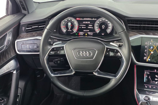 2022 Audi A6 с пробегом 72 997 км