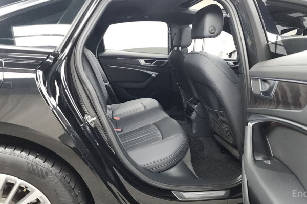 2021 Audi A6 с пробегом 109 388 км