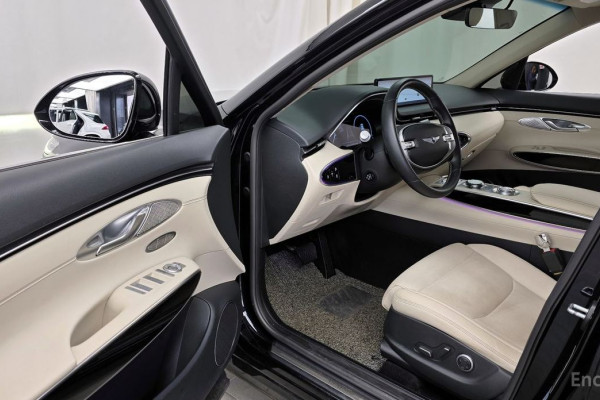 2021 Genesis GV70 с пробегом 86 452 км