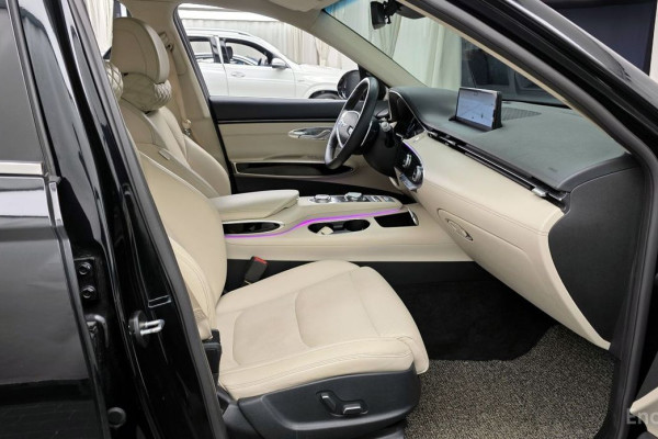 2021 Genesis GV70 с пробегом 86 452 км