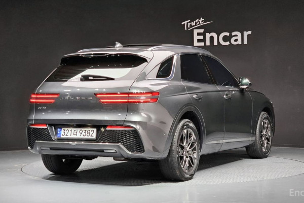 2021 Genesis GV70 с пробегом 98 527 км