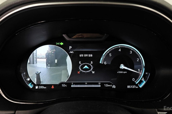 2021 Genesis GV70 с пробегом 85 137 км