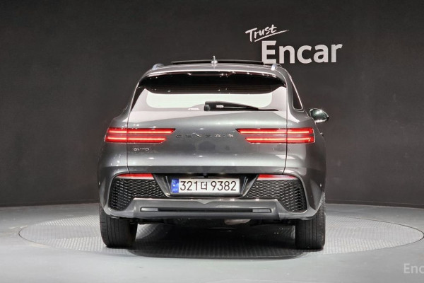 2021 Genesis GV70 с пробегом 98 527 км